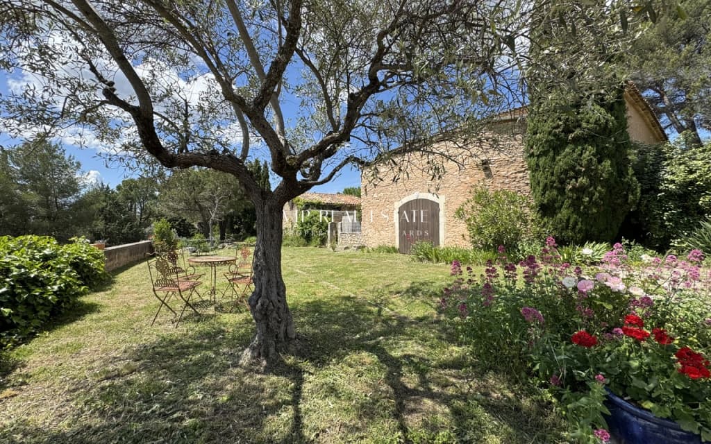 Luberon, Saint Saturnin les Apt with panoramic view - 20_1.jpg