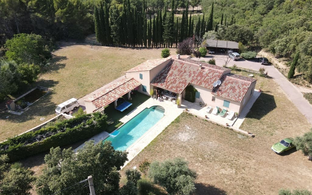 Family property in Provence, South Luberon, near Lourmarin - photo-2025-11-10-18-07-18_1.jpg