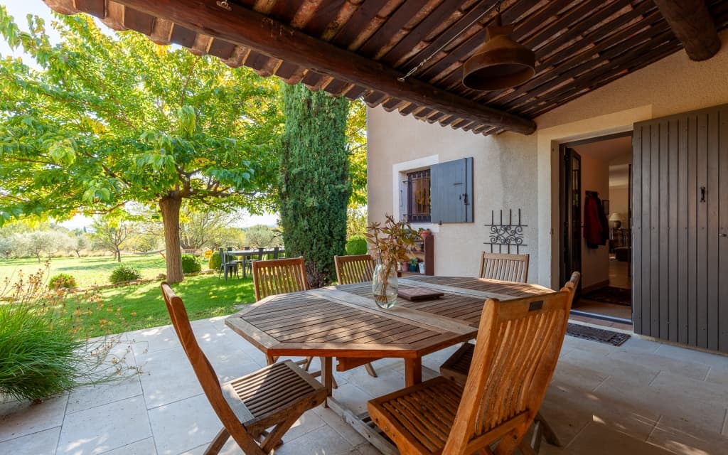 Vaugines – Charming cottage house in the Heart of the Luberon