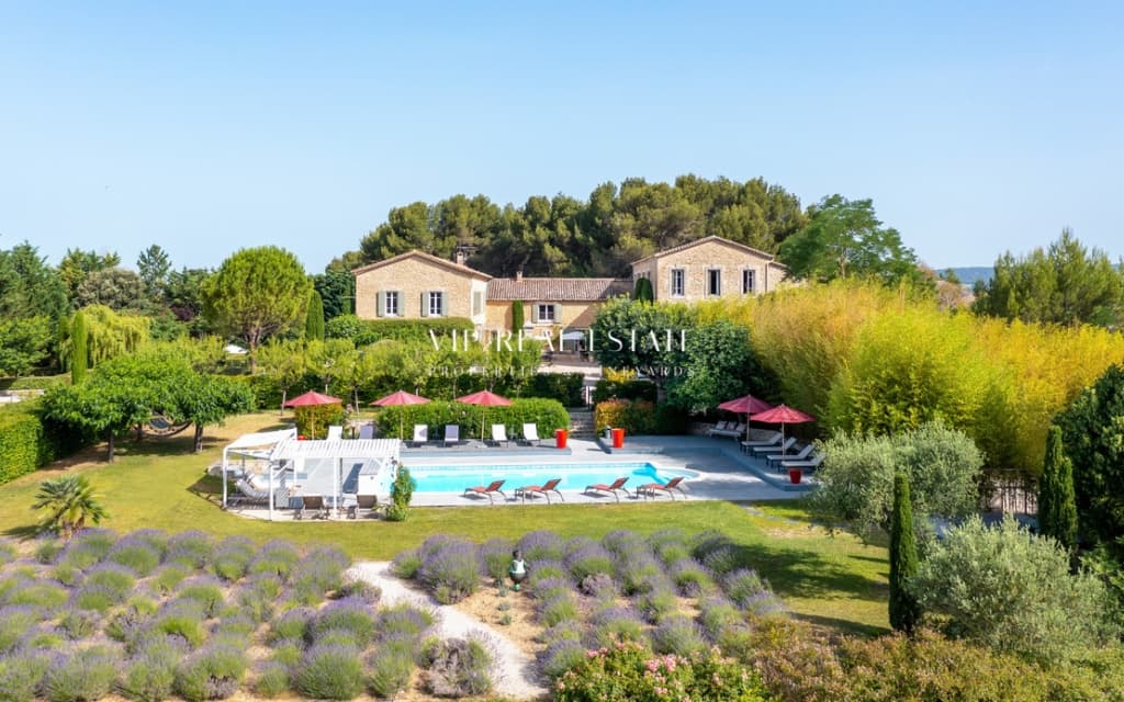 Former Winery Property at the Gates of Luberon