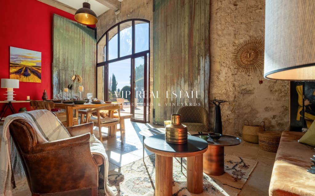Former Winery Property at the Gates of Luberon - la_cour_des_sens-33.jpg