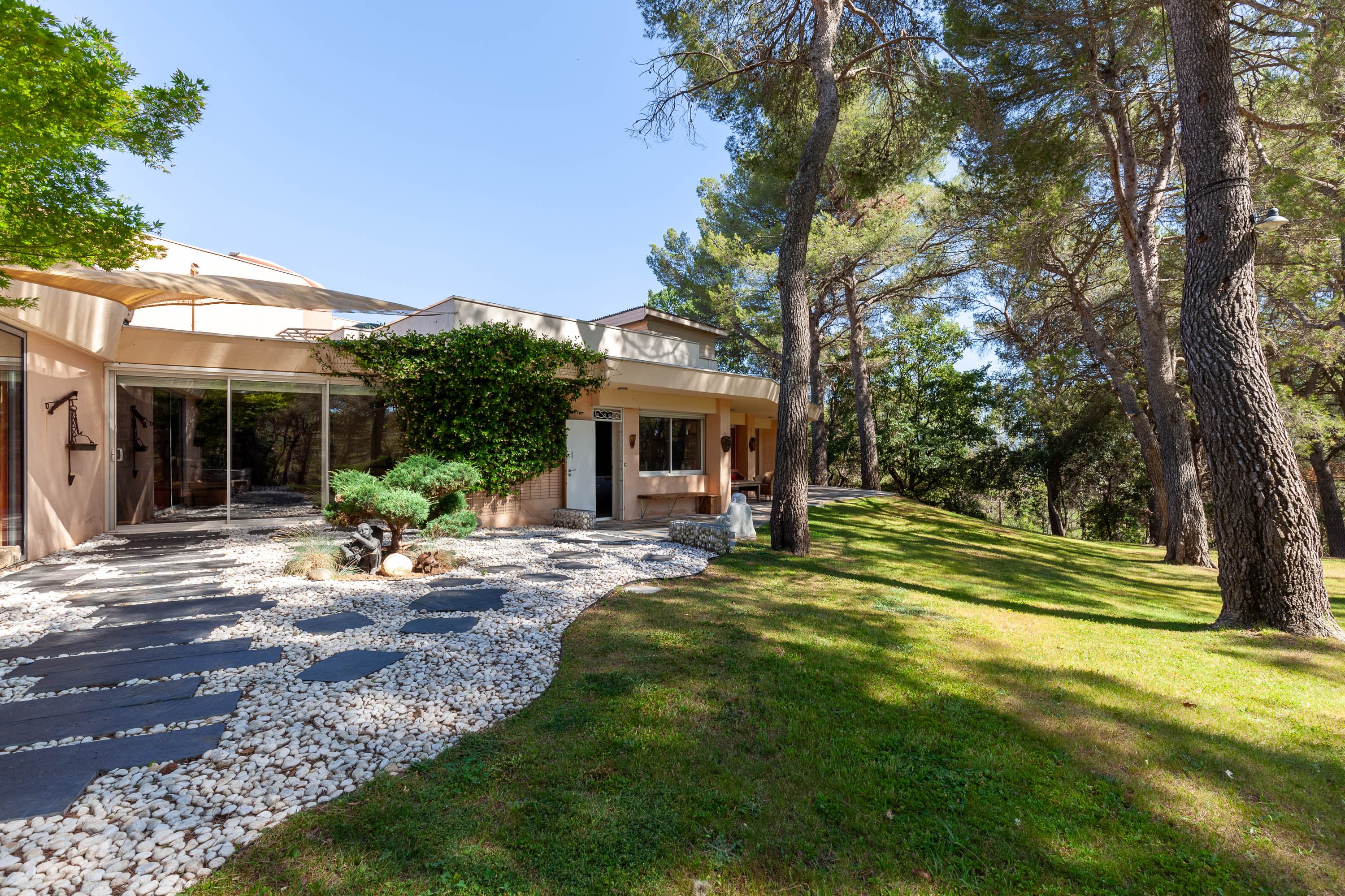 Puyloubier maison d'architecte